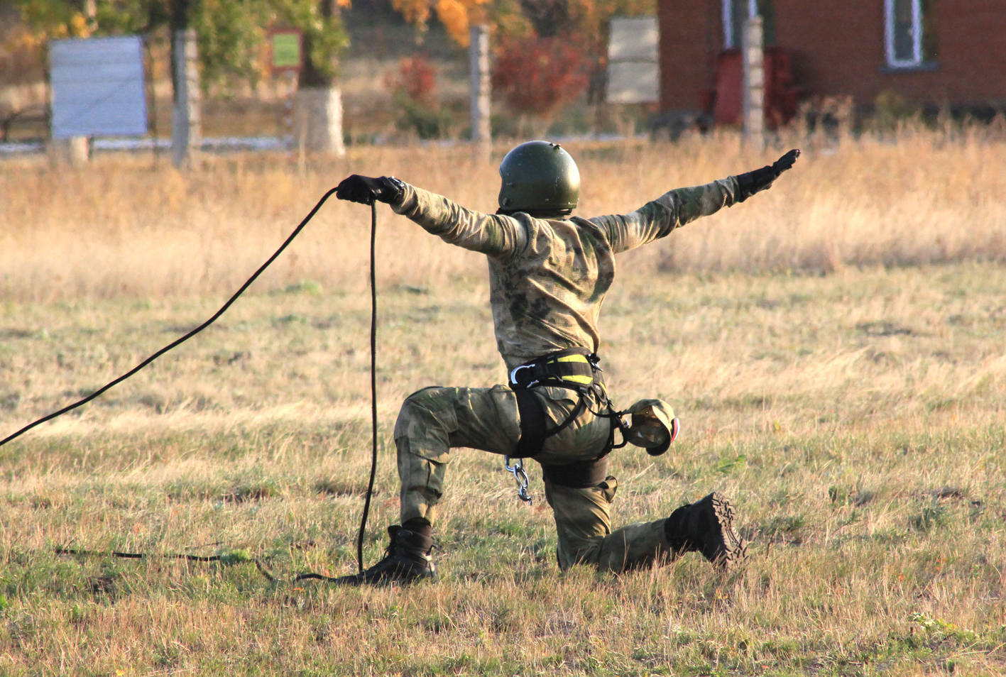 Боец высотник ОМОН