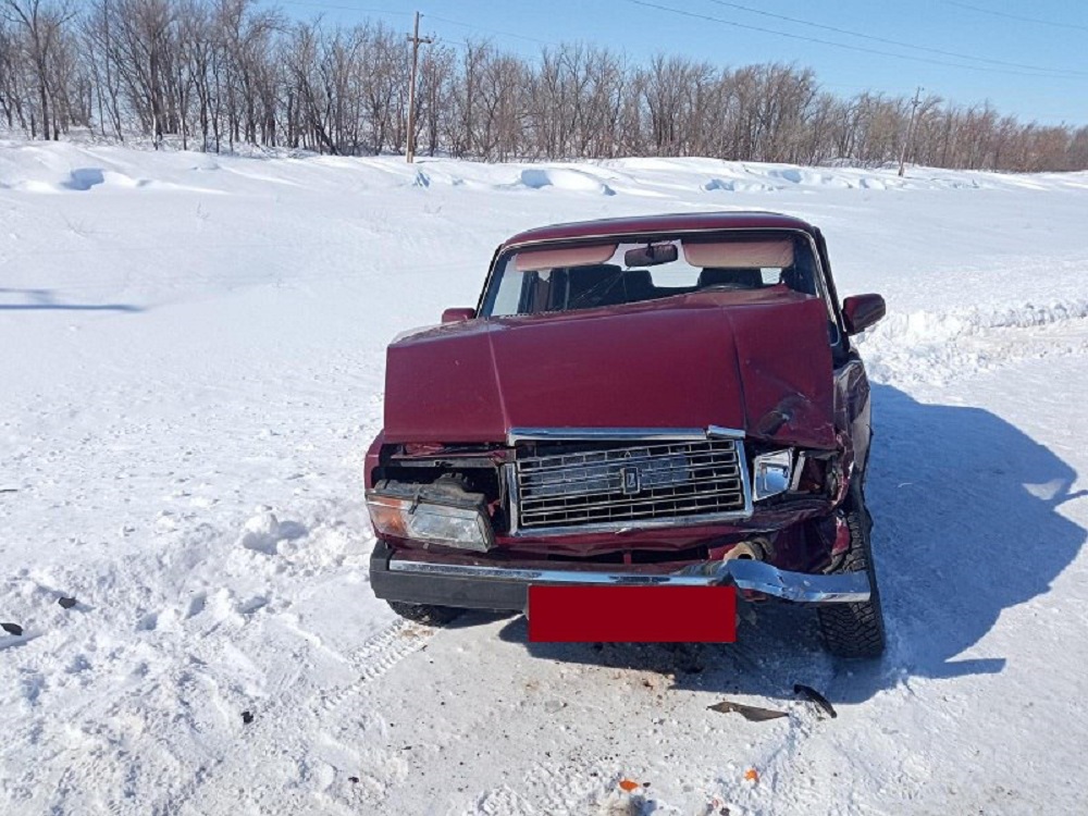 Погода в сорочинском районе оренбургской. КАМАЗ занесло. Авария в Сорочинске с КАМАЗОМ. Авария на трассе Сорочинск Ивановка Оренбургская. Авария Сорочинск Ташла 14.08.2022.