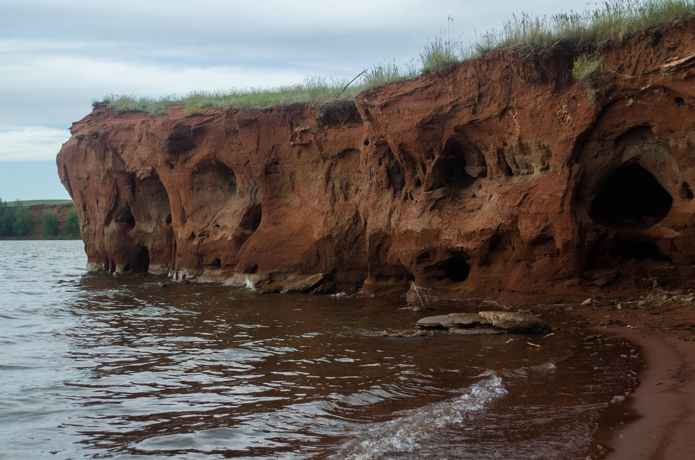 Круча это. Димитровское водохранилище красная Круча. Димитровское водохранилище Оренбург. Красная Круча Илекский район. Красная Круча Дмитровское водохранилище Оренбургская область.