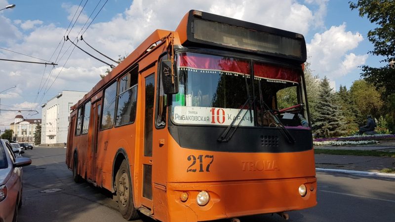 Троллейбусы