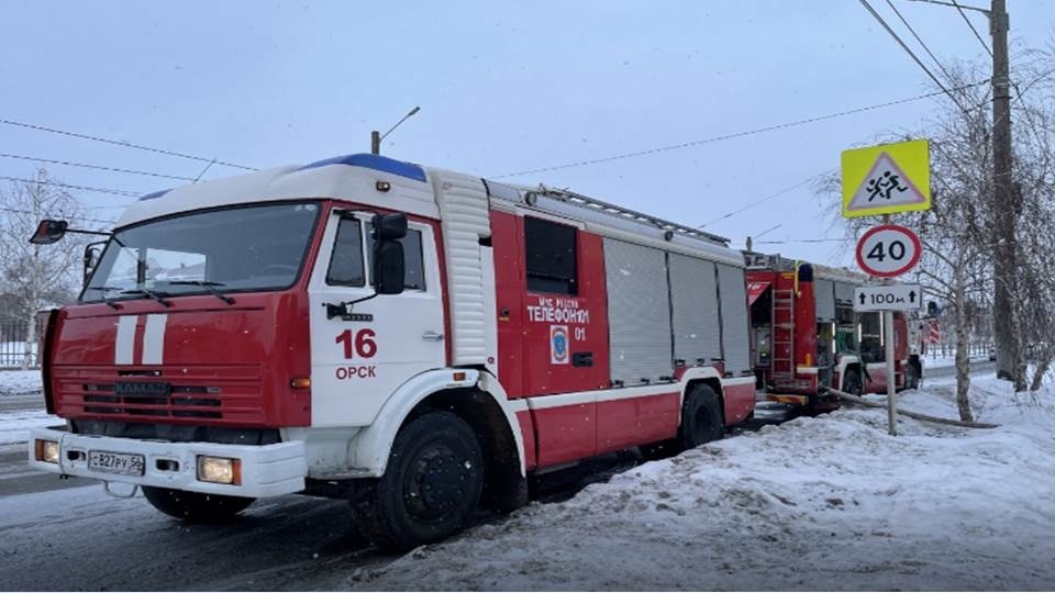 Пожарная 13. Пожар в магазине. Орск 013.