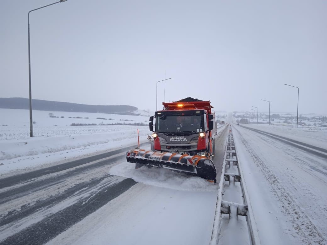 Движение транспорта по трассе Оренбург-Уфа возобновили | 03.01.2024 |  Новости Оренбурга - БезФормата