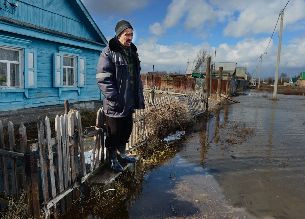 Паводок-онлайн. В Оренбургскую область пришла большая вода