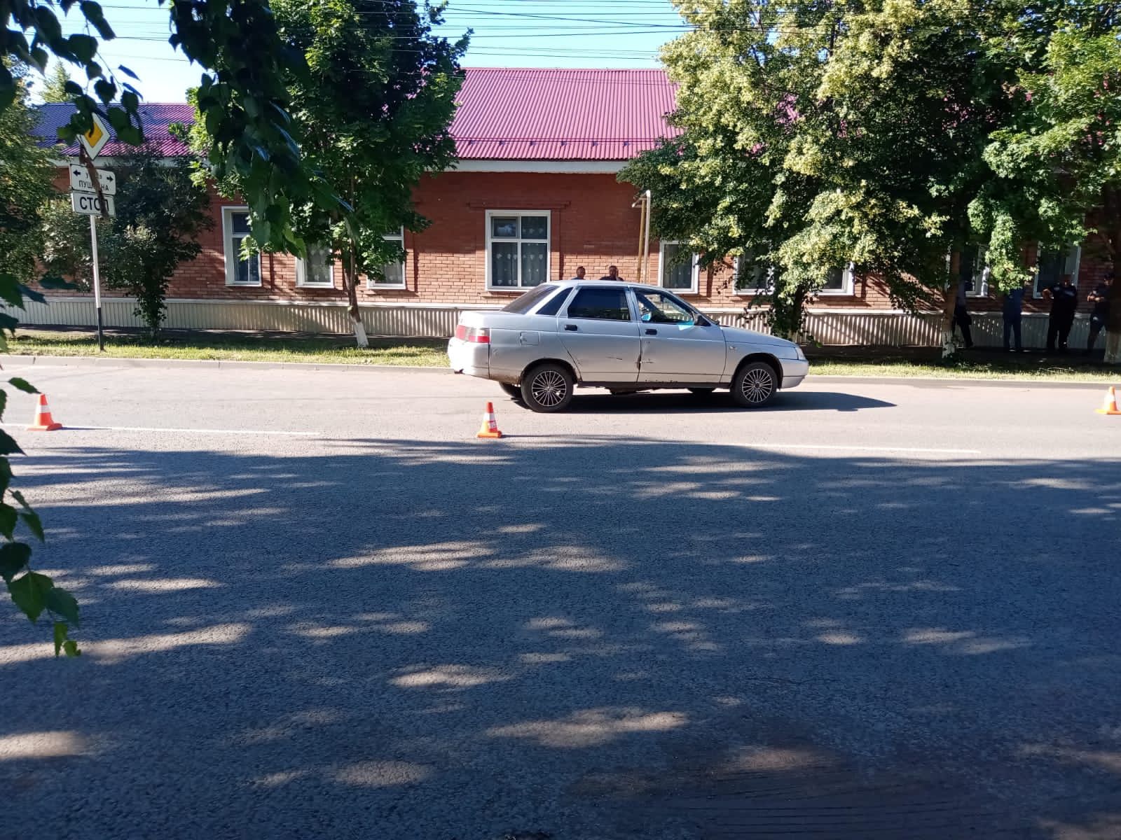 В Бузулуке в школьник попал под колеса ВАЗа | 27.06.2022 | Новости Оренбурга  - БезФормата