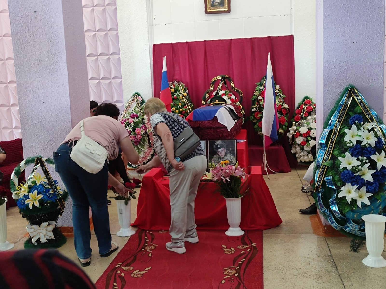 В Оренбургской области похороны погибших в Украине