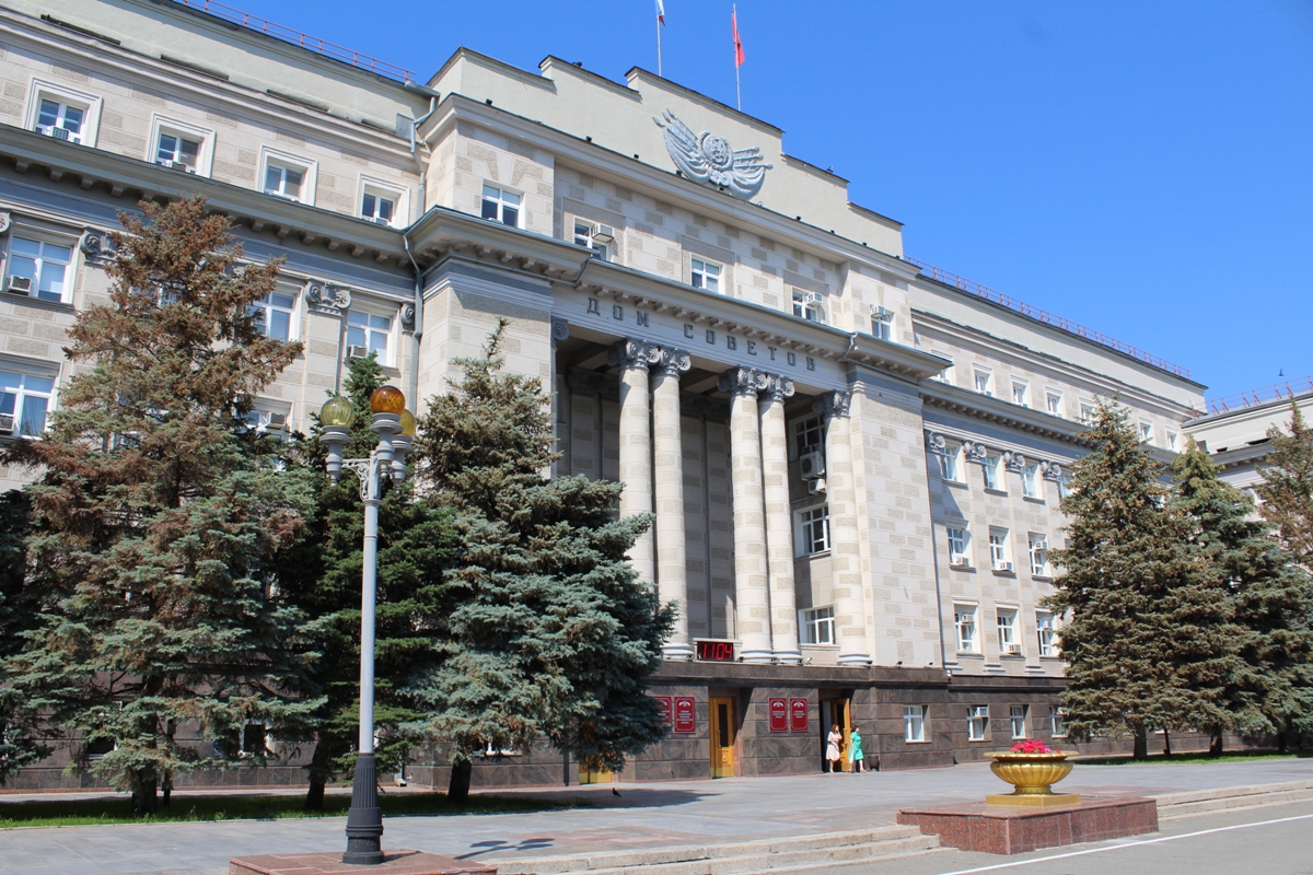 На ремонт цоколя Дома советов готовы потратить свыше 38 миллионов рублей