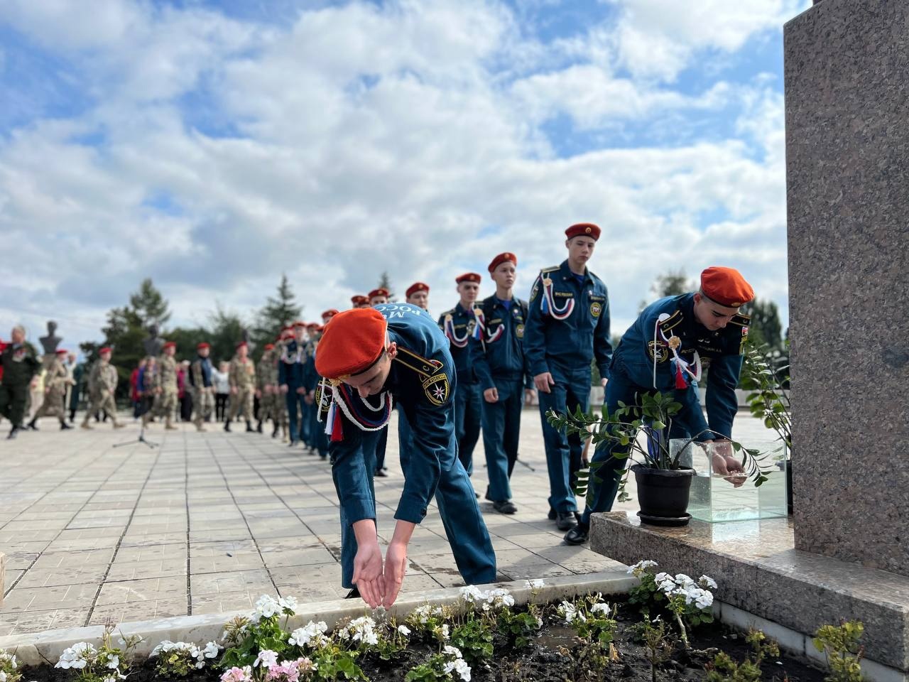 В Оренбуржье почтили память жертв терроризма | 03.09.2023 | Новости  Оренбурга - БезФормата