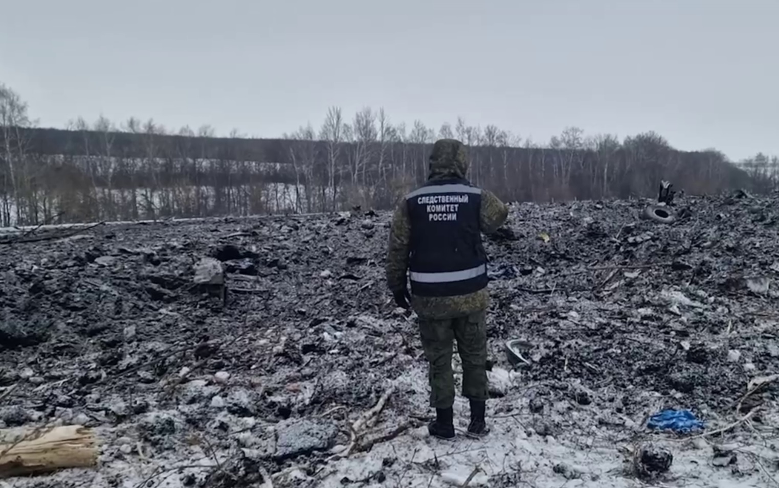 СК опубликовал видео с места крушения ИЛ-76 в Белгородской области