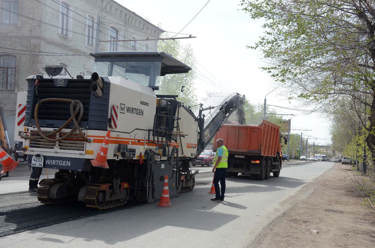 В Оренбурге подрядчики приступили к ремонту дорог