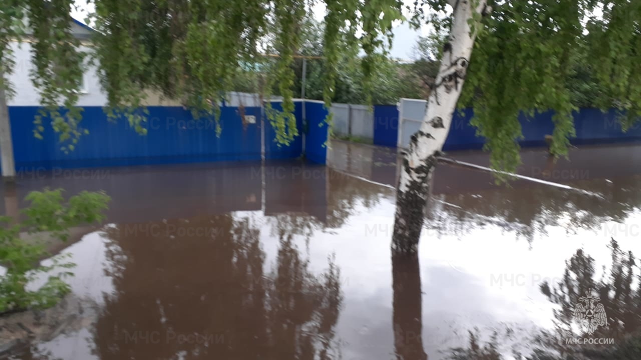 Потоп в Александровке. В МЧС сообщили о последствиях ливня