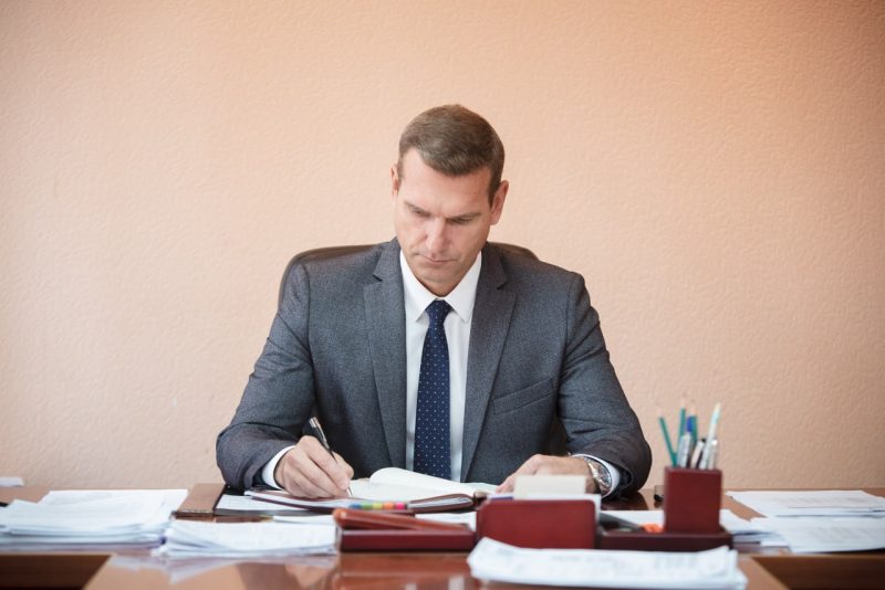 Денис Меньшиков