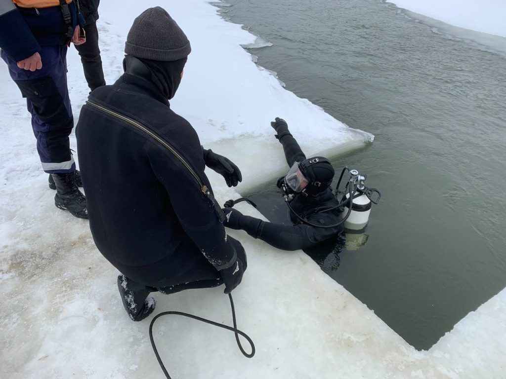 поиски утонувшего в урале