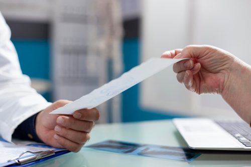 нейрохирурга оштрафовали