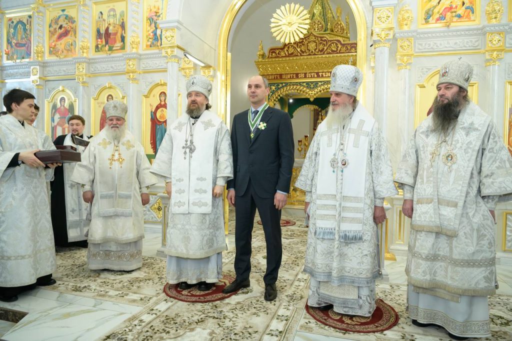 Митрополит Григорий освятил собор Святой Троицы в Бузулуке.