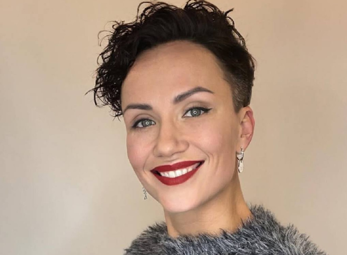 полина попова