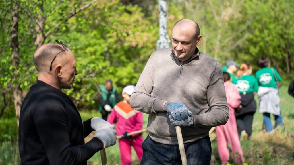 Е.А. Солнцев на субботнике