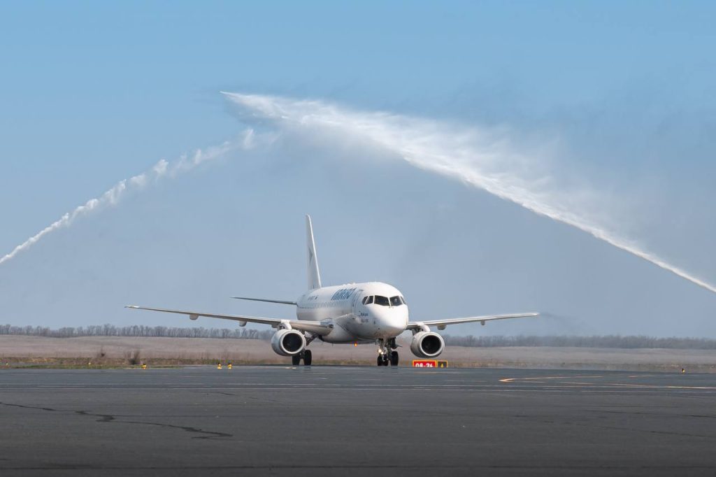 самолет задержка рейса