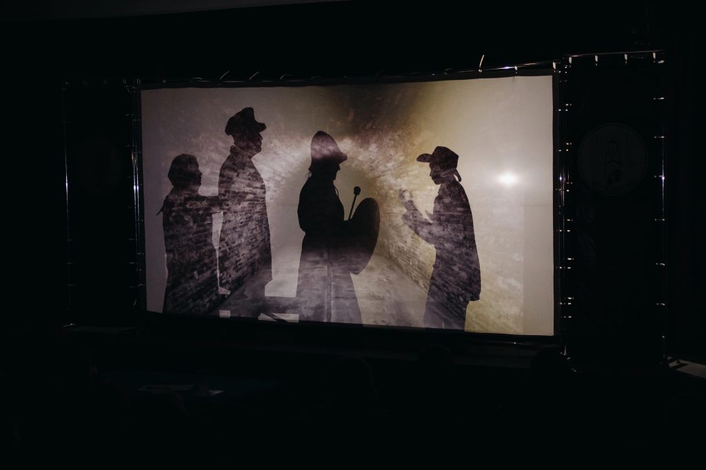 Театр теней