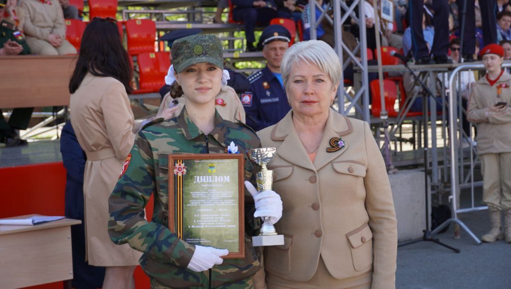 смотр строевой песни