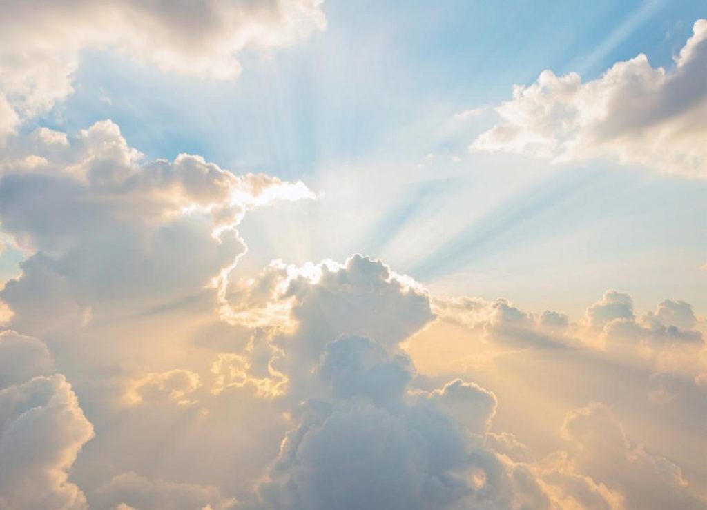 солнечные лучи