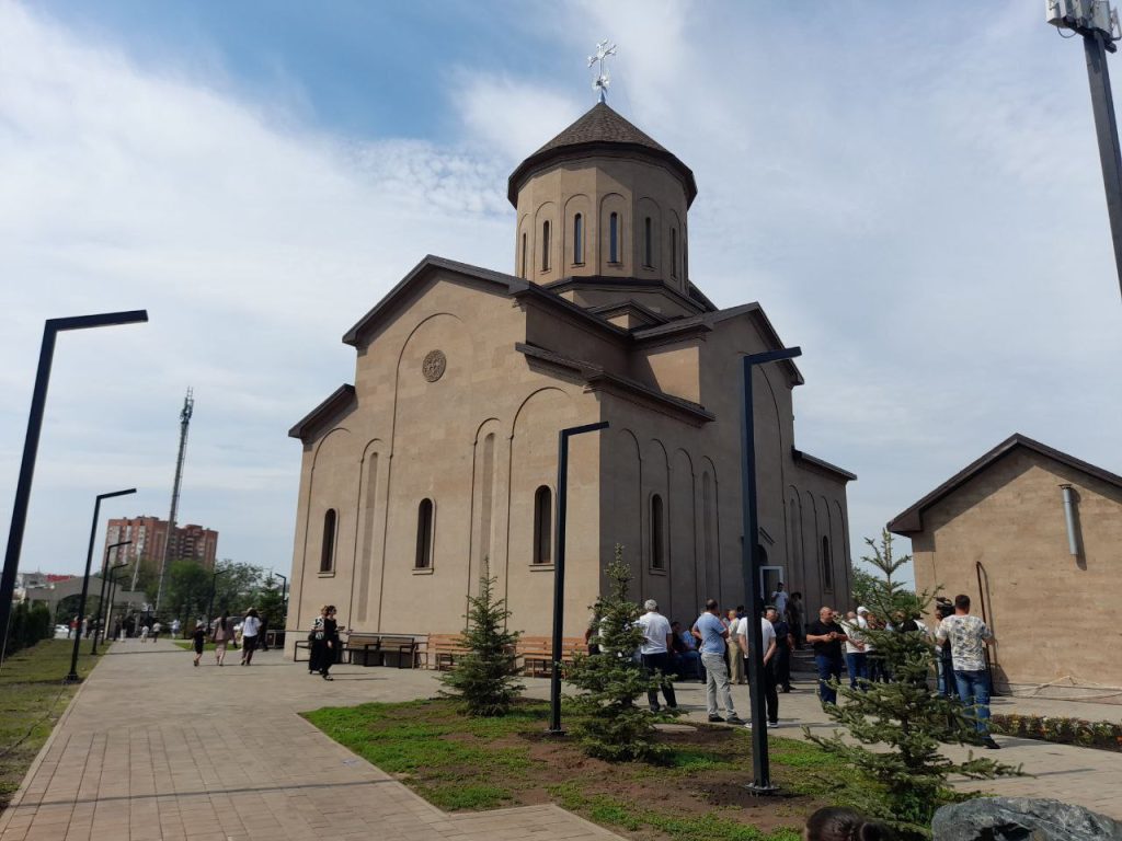 Глава армянской церкви