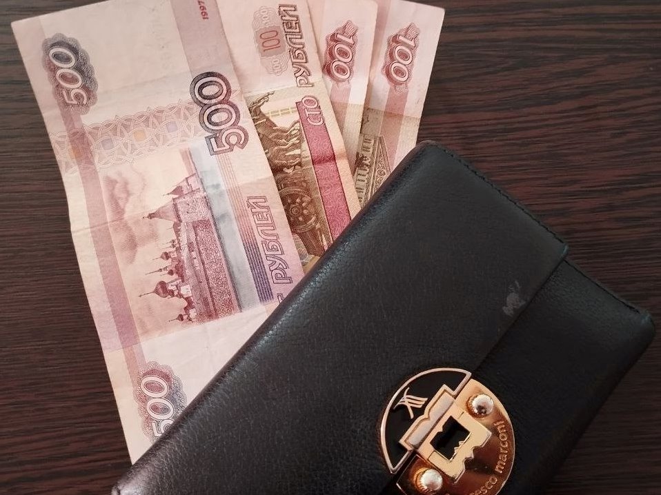 долги по зарплате