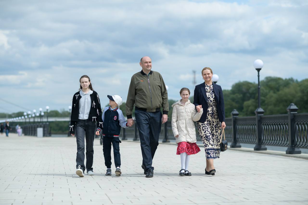 Солнцев с семьёй день многодетной семьи