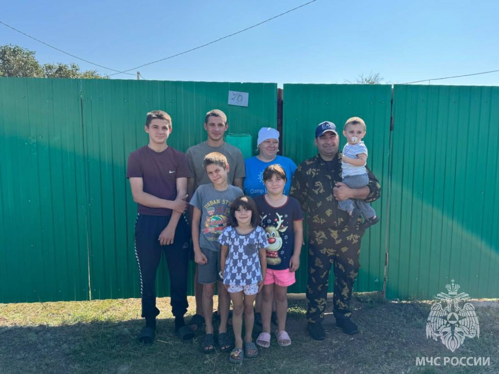 спас семью из горящего дома