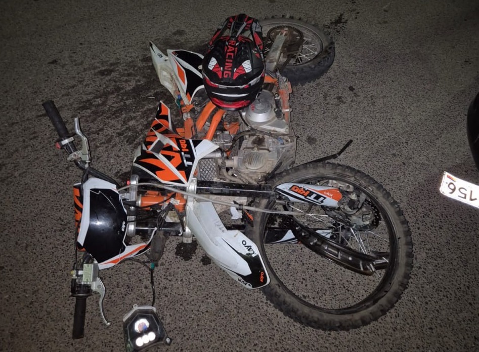 Подросток на питбайке