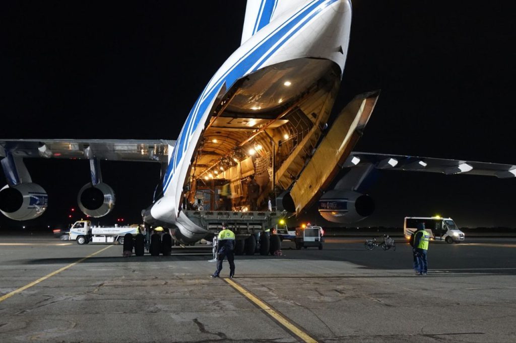 Транспортировка лошадей Пржевальского 2