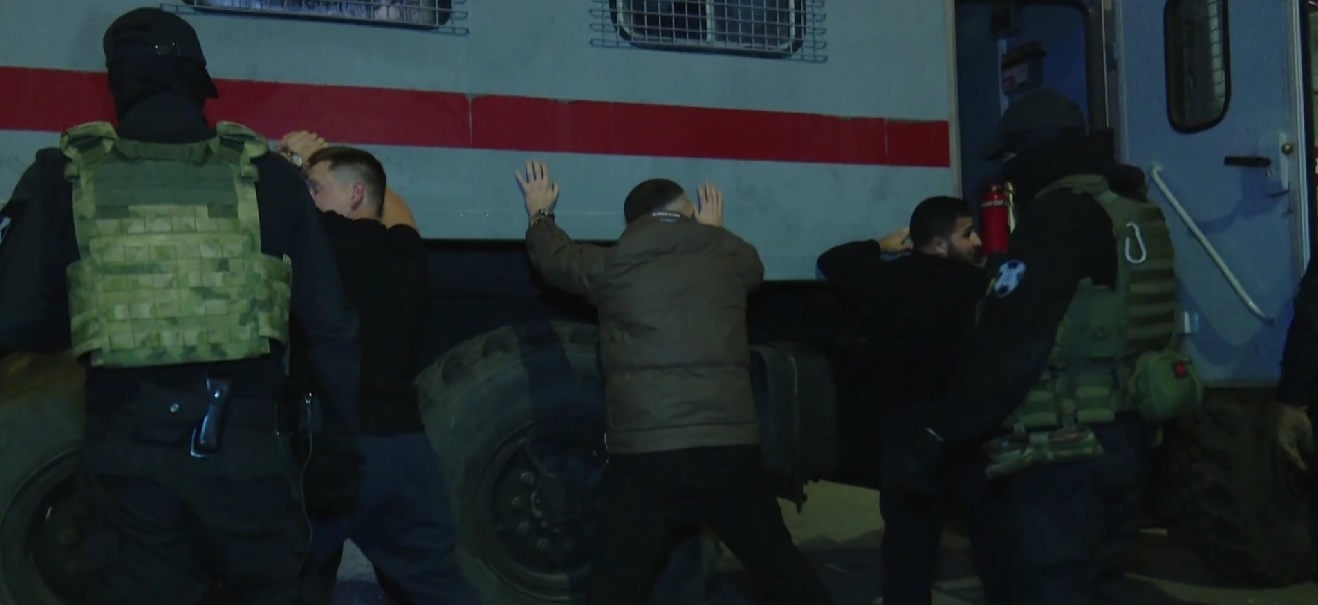 ночной рейд мигранты