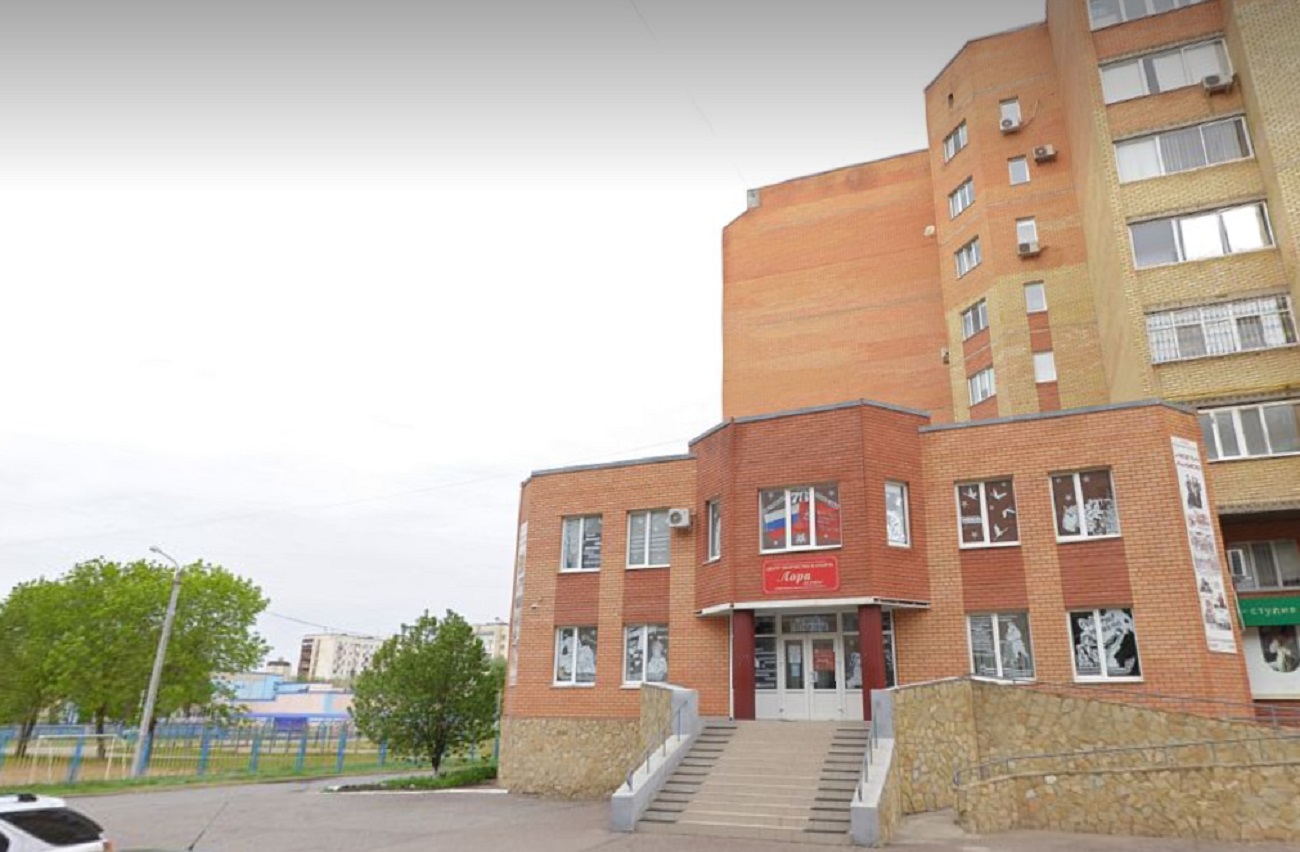 ноябрьская школьник выпал из окна