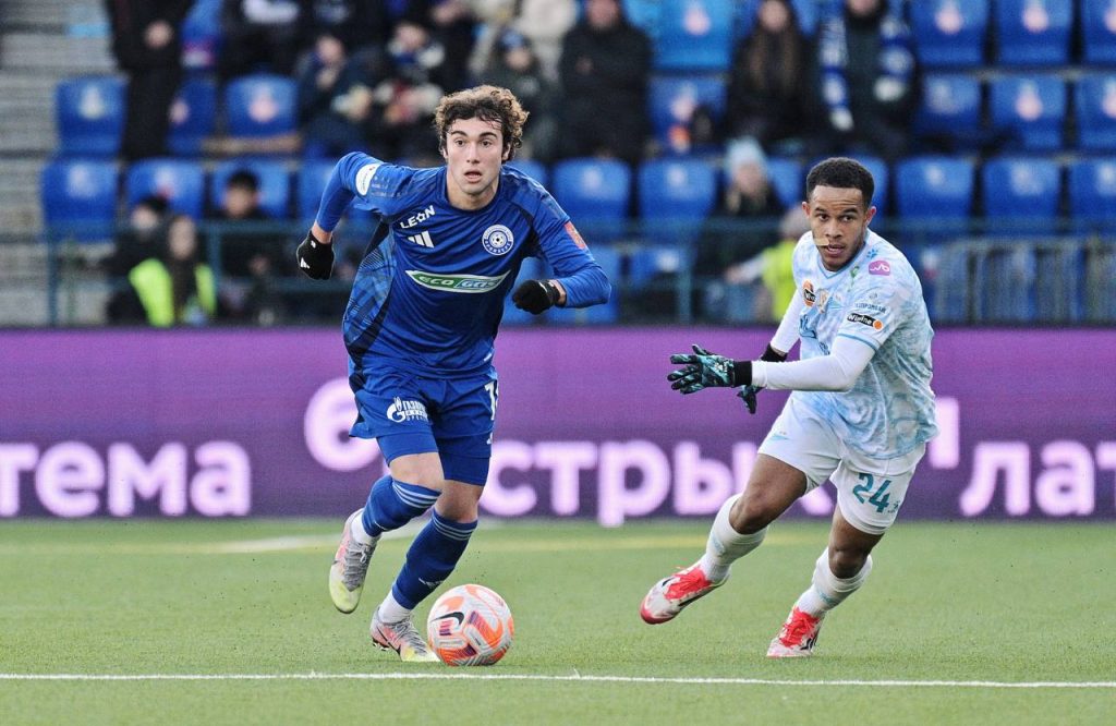 Александр Коваленко