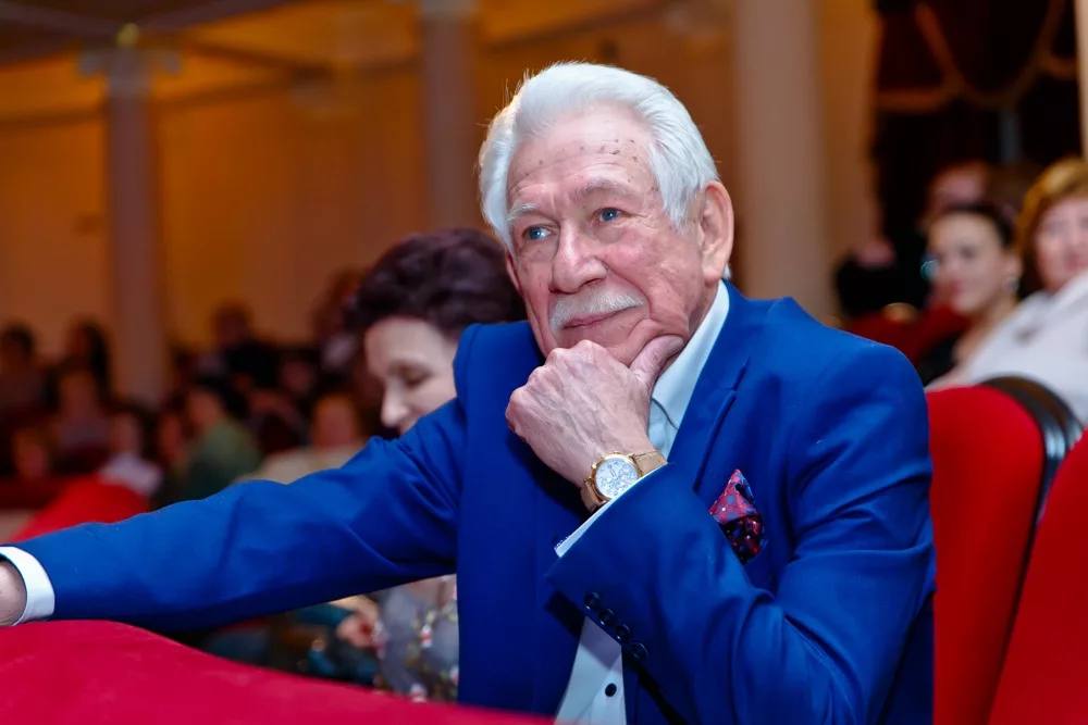 Виктор Ренев