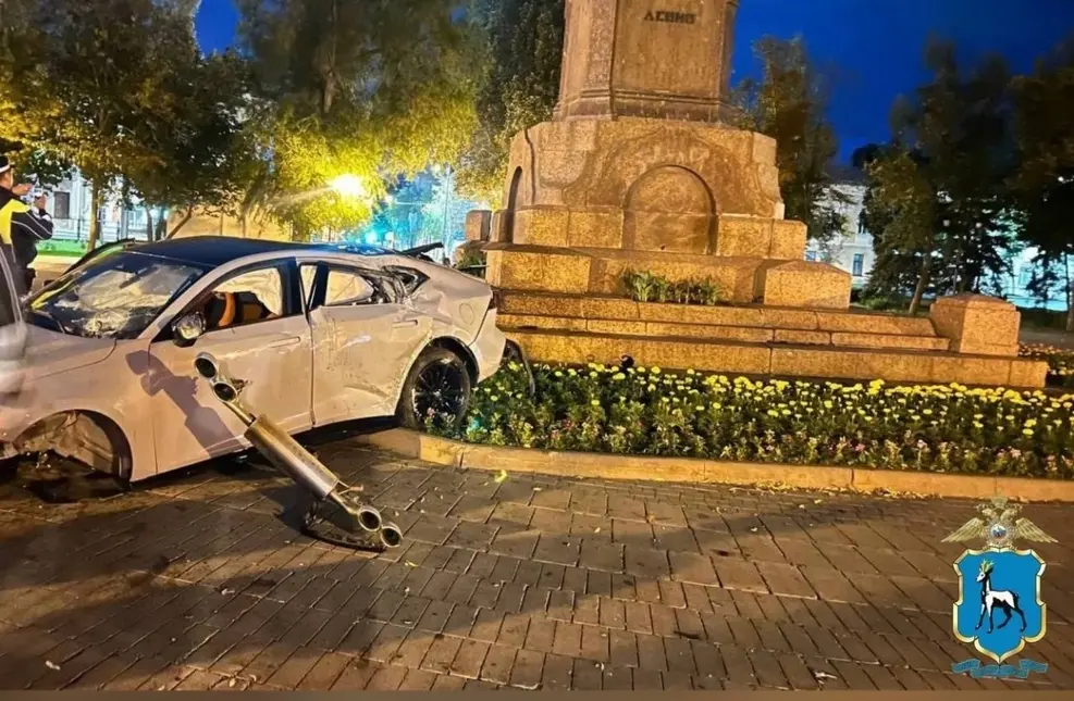 памятник Ленину