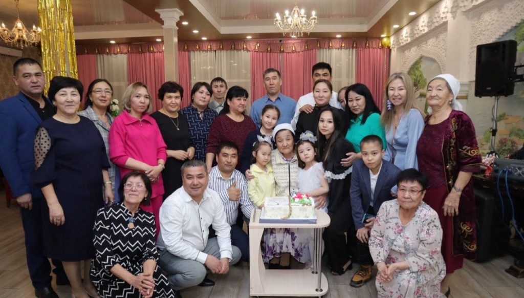 мать-героиня