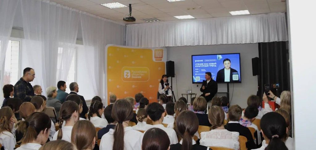 Максим Лагашкин