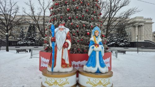 Дед Мороз и Снегурочка