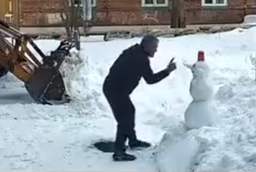 спас снеговика