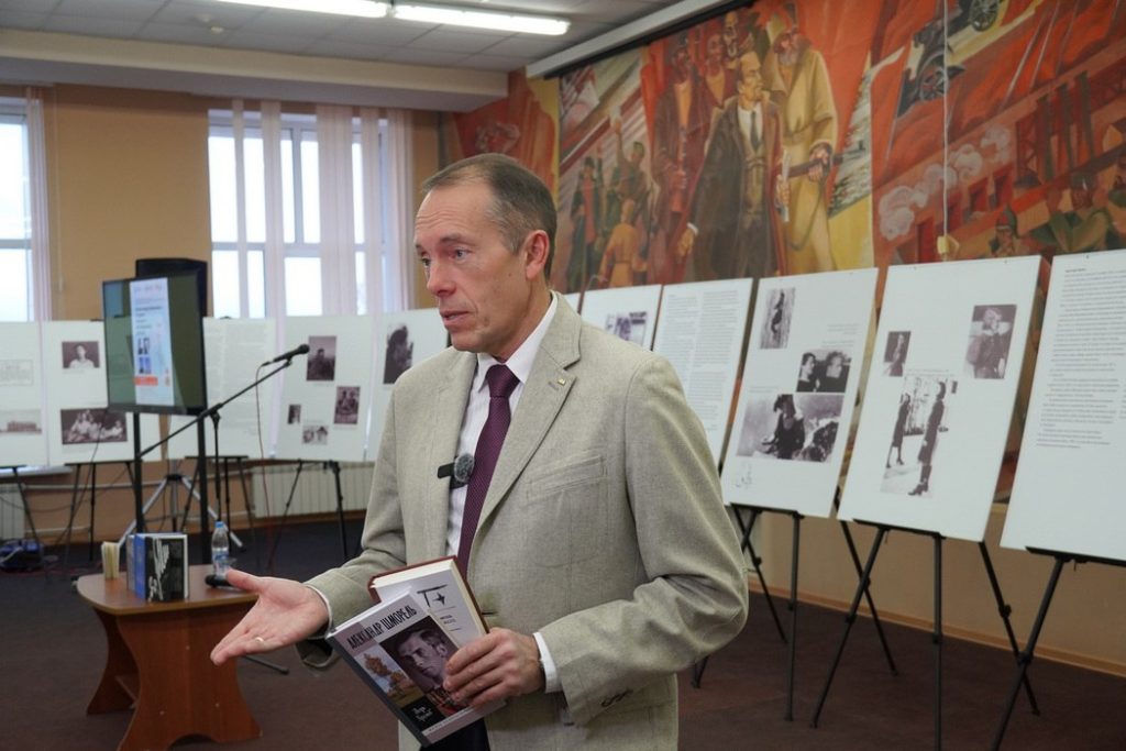 игорь храмов