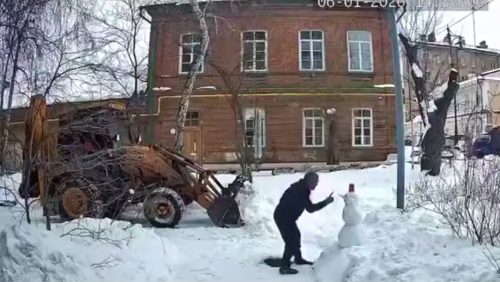 спас снеговика