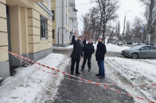 самара снег упал на младенца