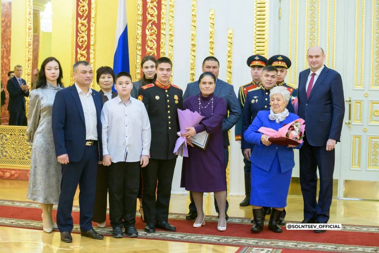 солнцев наградил 6