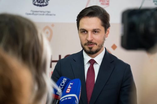 антон ефимов