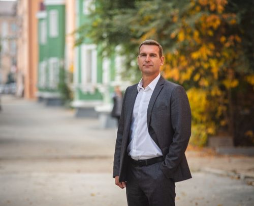 денис меньшиков