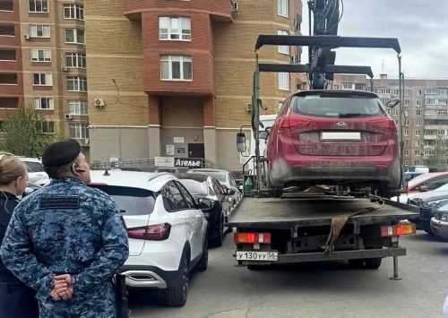 изъяли иномарку за долги