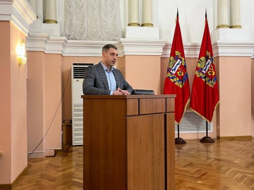 леонов полумарафон