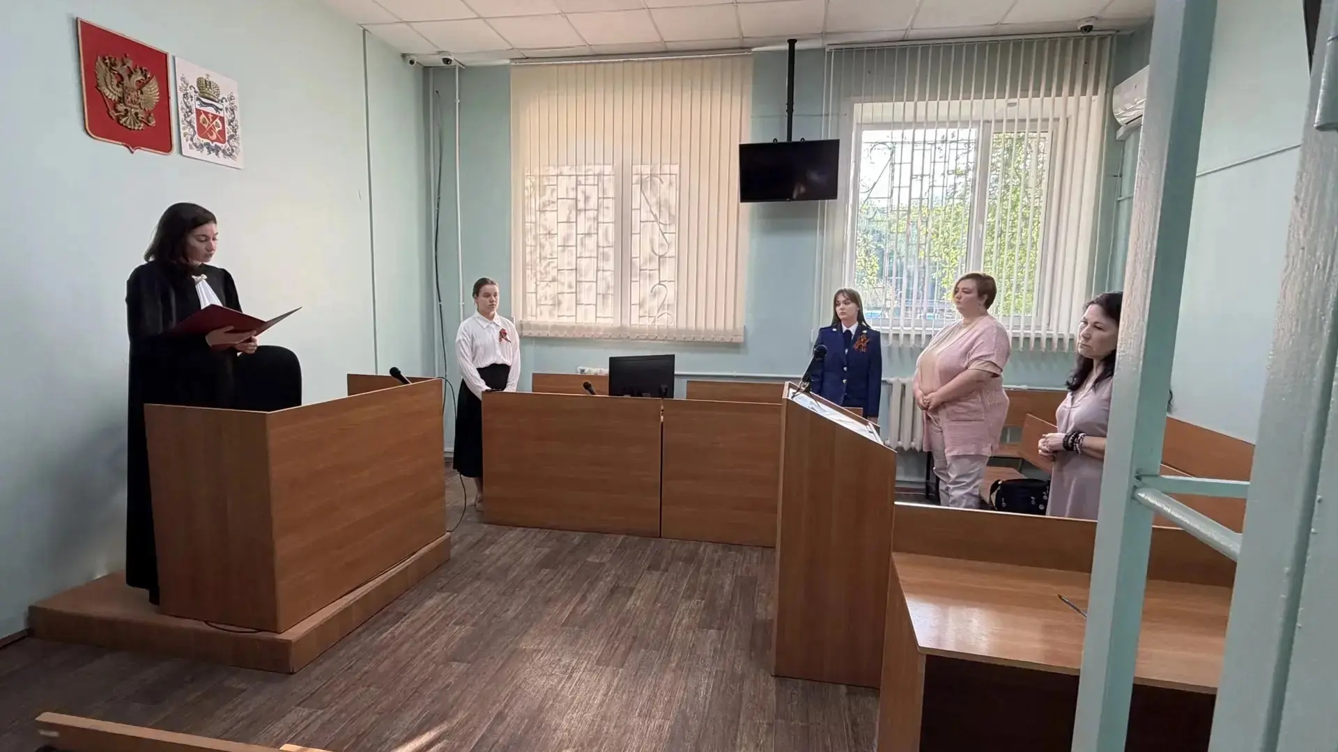 ударила ребенка