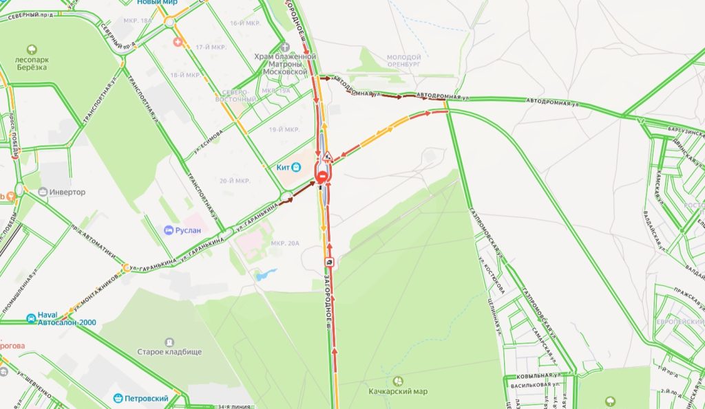 пробка на загородном шоссе