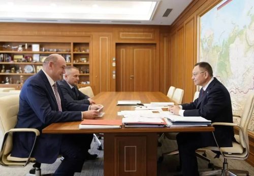 Солнцев рассказал Иреку Файзуллину о темпах застройки и расселения